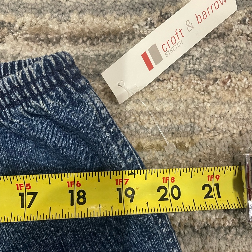 Croft & Barrow Blue Cropped Pants - Picture 6 of 8